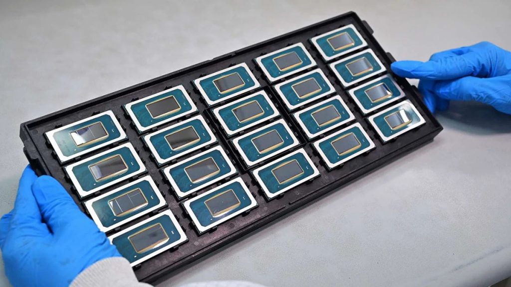 intel-announces-288-e-core-sierra-forest-variant-at-innovation-2023